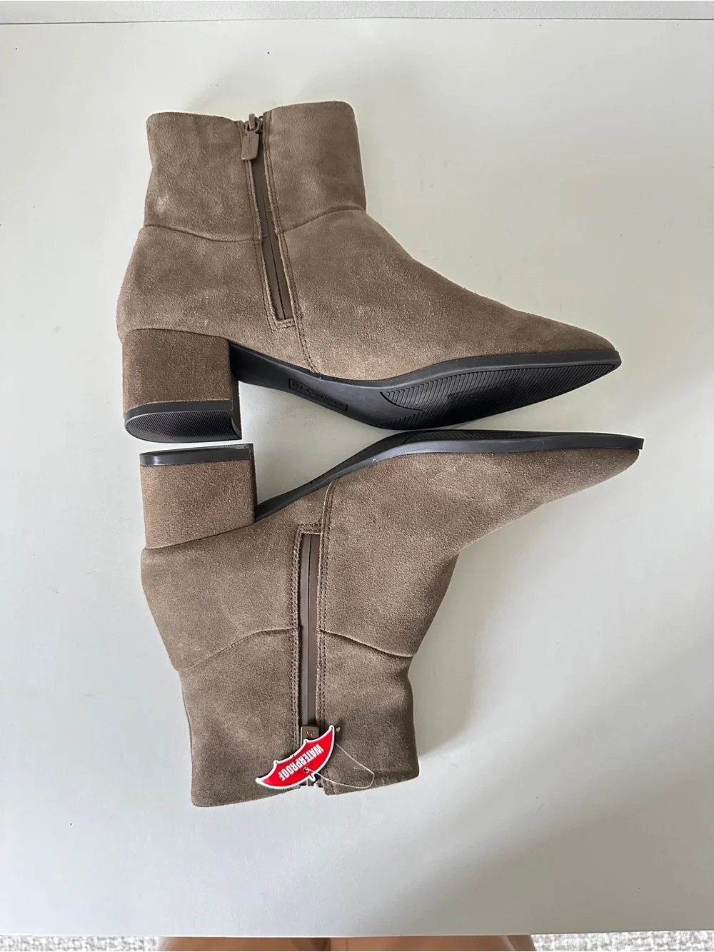 NEW Blondo Arena Taupe Suede Waterproof Ankle Classic Women's Booties, Sz 8.5M